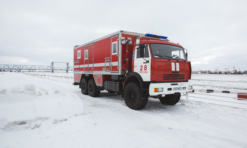 Пожарный автомобиль с технологией температурно-активированной воды. Фото Артёма Келарева.